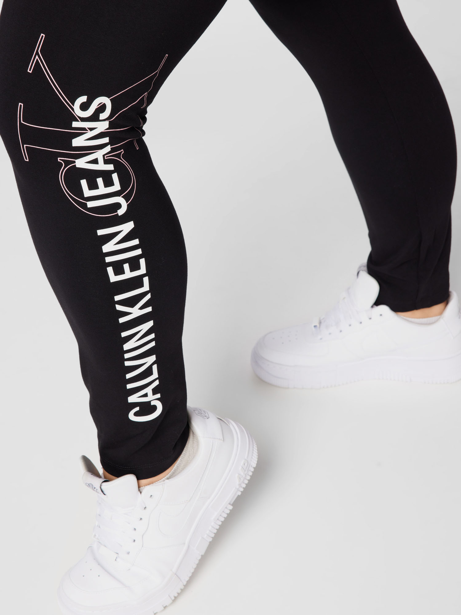 Calvin Klein Jeans Curve Leggings in Schwarz 